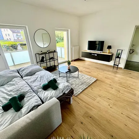 Palmtrees 2 - Grosse 2 Zimmerwohnung Mit Sued-balkon * 글라트베크