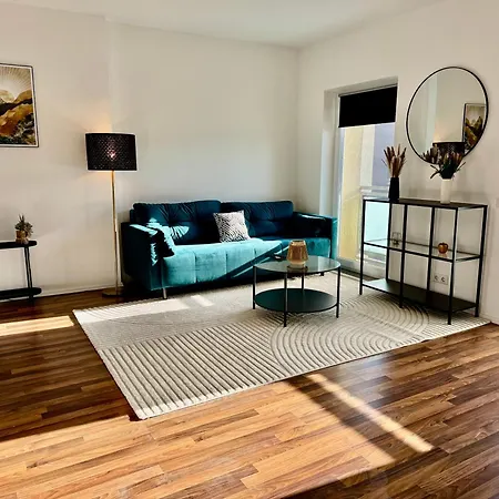 Palmtrees 2 - Grosse 2 Zimmerwohnung Mit Sued-balkon