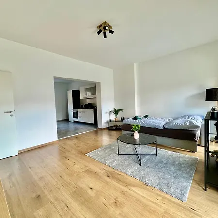 Palmtrees 2 - Grosse 2 Zimmerwohnung Mit Sued-balkon Gladbeck